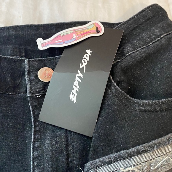 Jeans - Picture 3 of 3